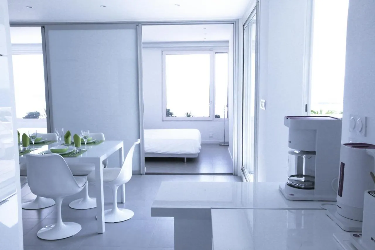 Design Apartment - Pool, Large Terrace And Panoramic Views Of Mediterranean Bandol 0*,  France