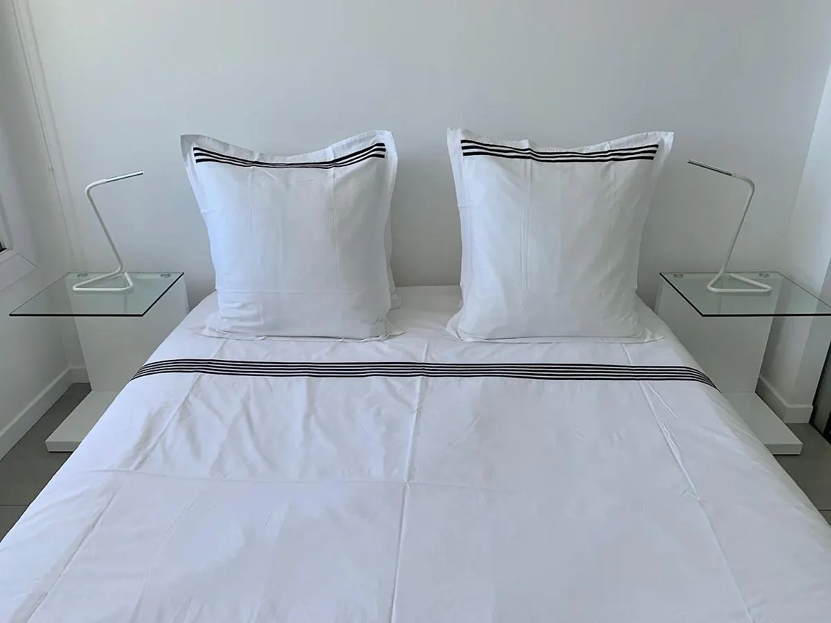 Design Apartment - Pool, Large Terrace And Panoramic Views Of Mediterranean Bandol 0*,  France