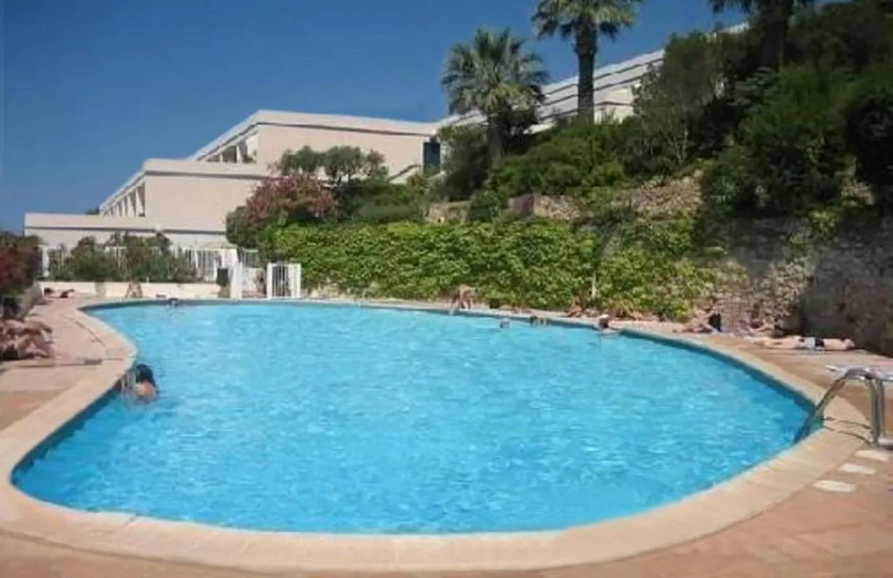 Design Apartment - Pool, Large Terrace And Panoramic Views Of Mediterranean Bandol